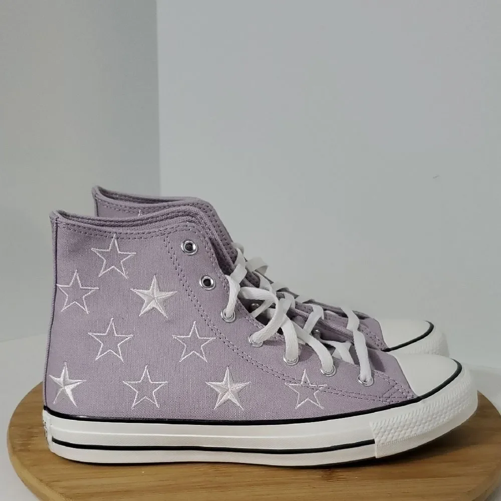 Converse Kids CTAS Hi Sneakers in Thistle Kids 7/ EU 40 NIB